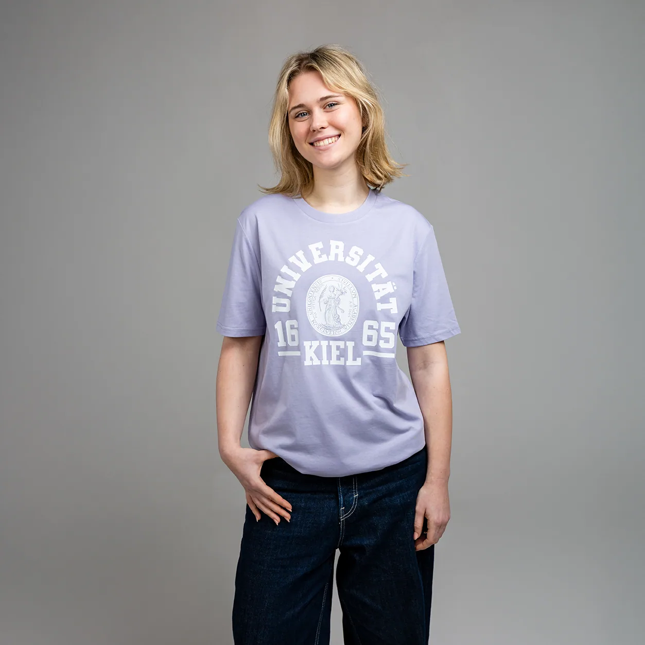 T-Shirt College, Lavender